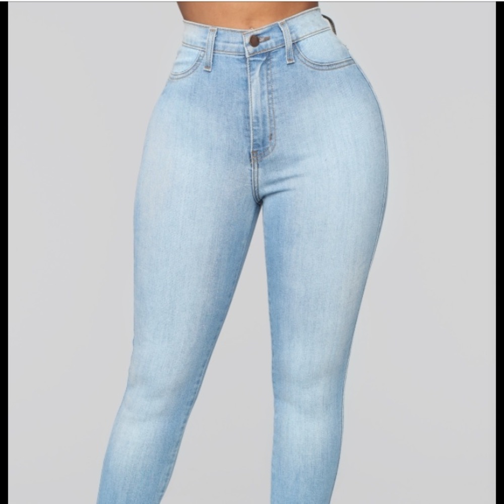 Kylie Jenner high waisted fashion nova jeans